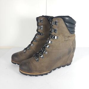 Sorel Women’s Conquest US 8,5 Gray Leather Distressed Wedge Winter Snow Boots